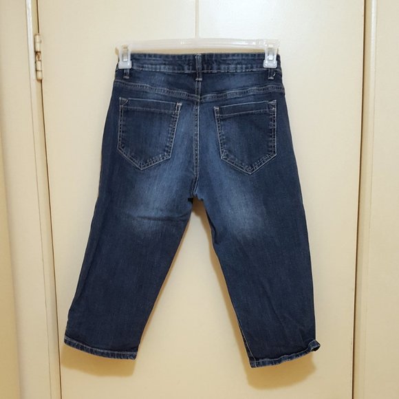 RW&CO Premium Capri Jeans. - Picture 3 of 6